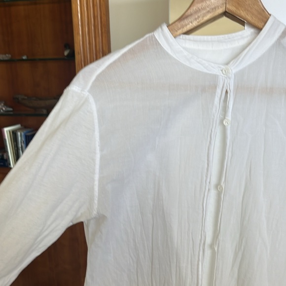 3/4 button down - Picture 3 of 4